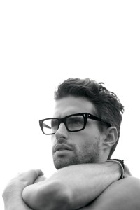 Take a look at my TV boyfriend. Isn't he *so* dreamy?